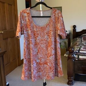 Lularoe Perfect T Size M NWOT